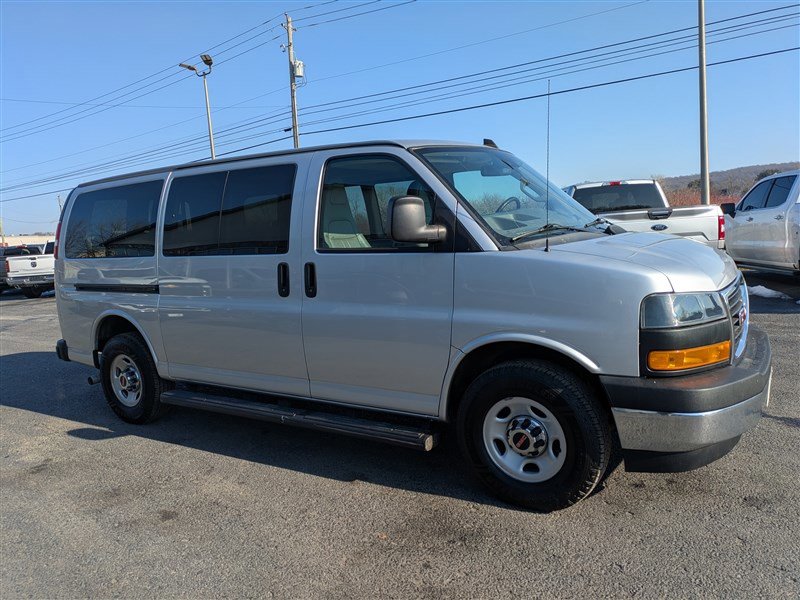 Used 2020 GMC Savana 2500 LS w/ Enhanced Convenience Package RWD image 8