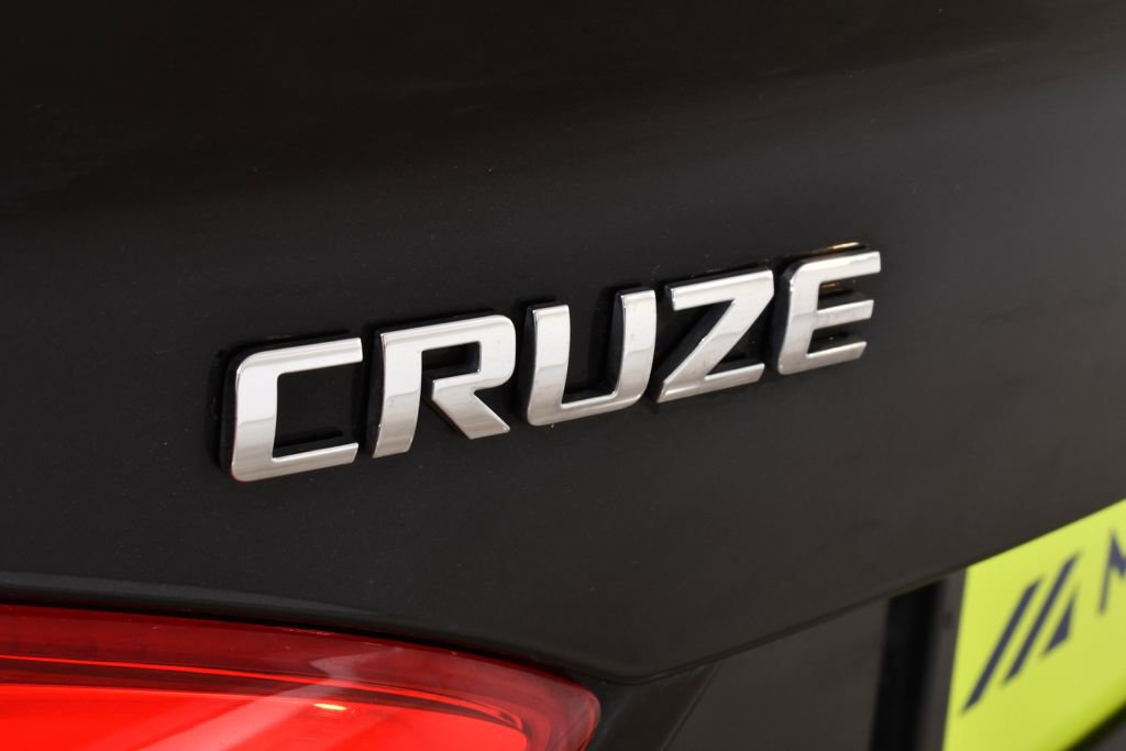 Used 2016 Chevrolet Cruze LS FWD image 22