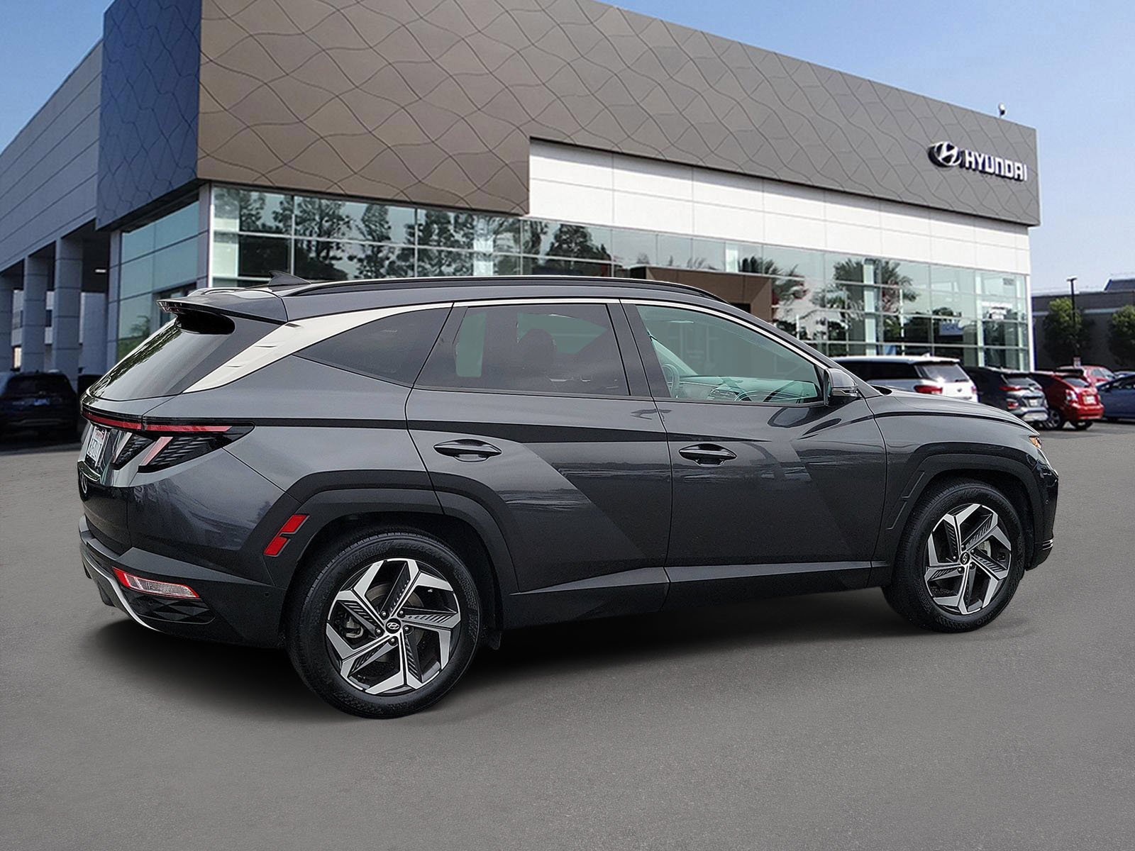 Certified 2022 Hyundai Tucson Limited FWD image 2