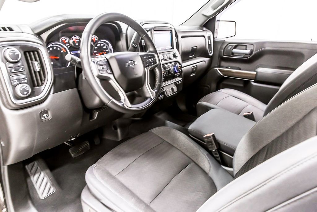 Used 2019 Chevrolet Silverado 1500 LT Trail Boss w/ Convenience Package AWD/4WD image 29