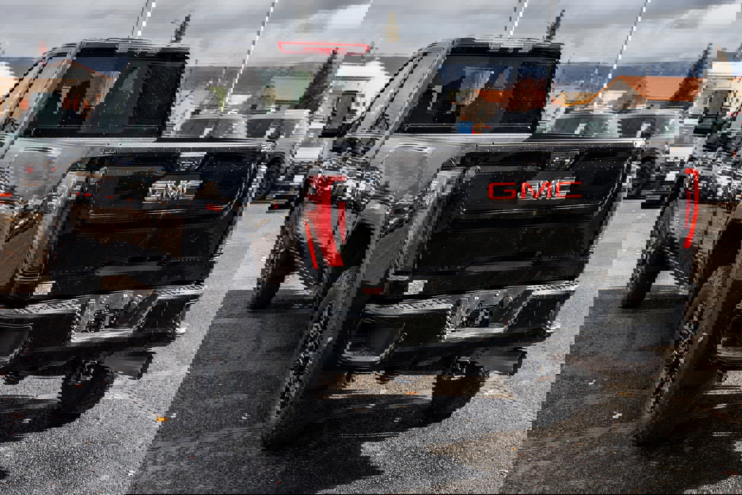 Used 2024 GMC Sierra 2500 AT4 image 6