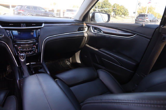 Used 2013 Cadillac XTS Premium FWD image 26