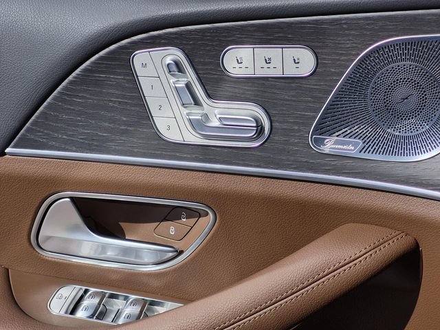 Certified 2025 Mercedes-Benz GLE 450e 4MATIC image 39