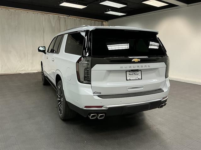 New 2026 Chevrolet Suburban High Country AWD/4WD image 3