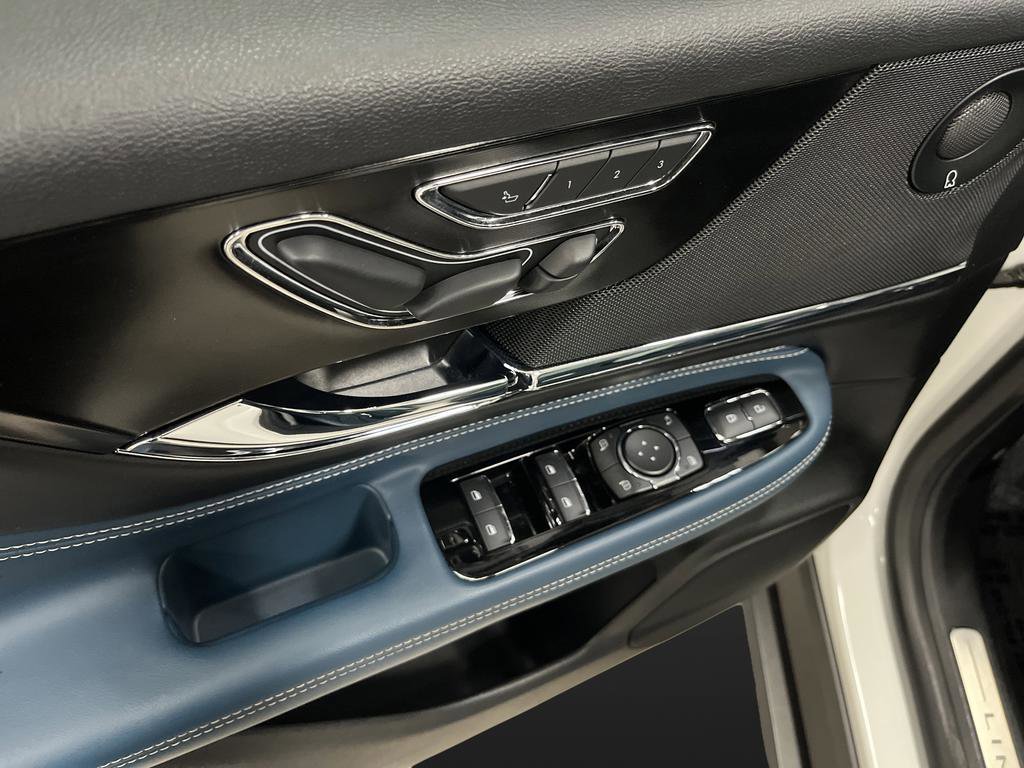 Used 2021 Lincoln Corsair Grand Touring w/ Equipment Group 301A image 30