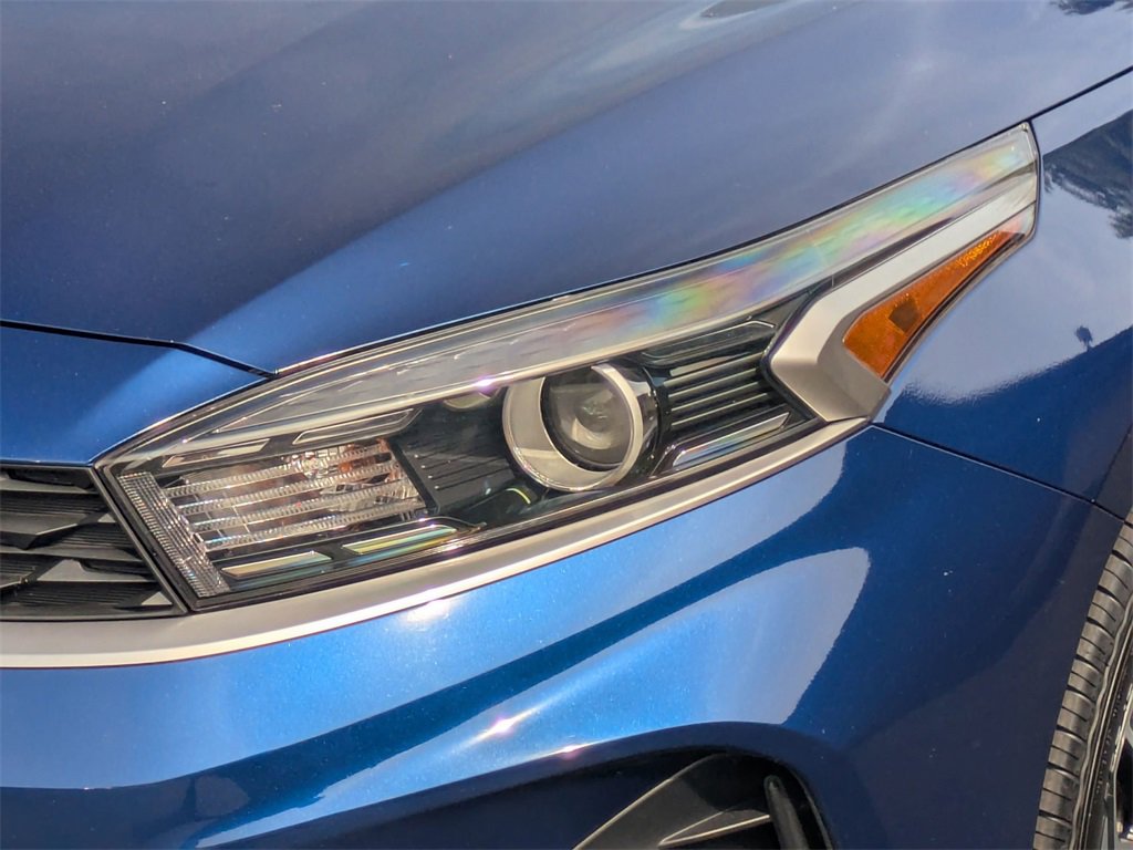 Used 2022 Kia Forte LXS image 7