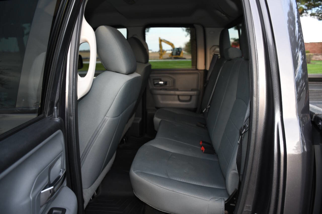 Used 2016 RAM 1500 Classic SLT image 16