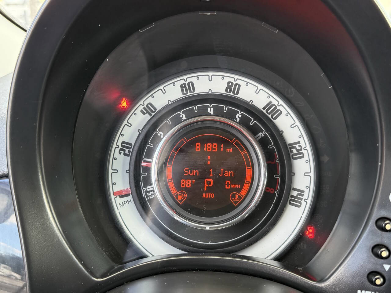 Used 2015 FIAT 500 Pop image 16