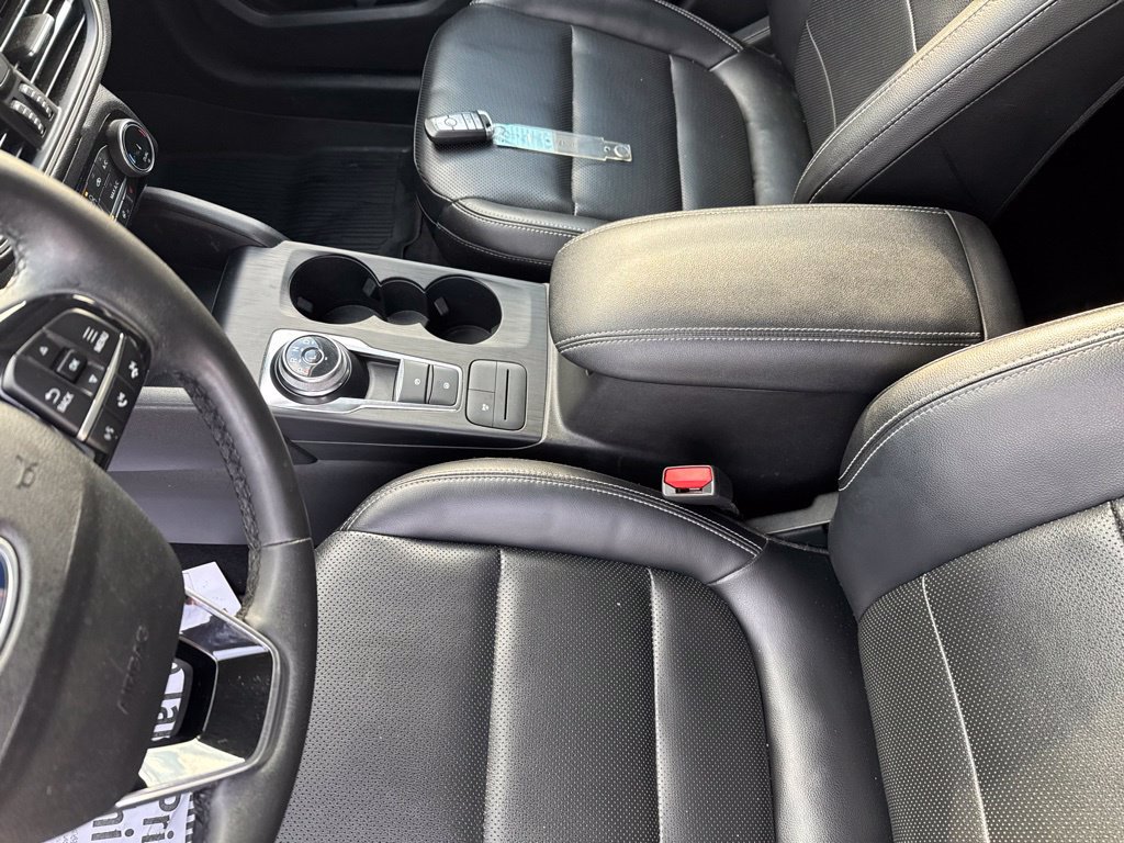 Used 2022 Ford Escape SEL AWD/4WD image 28