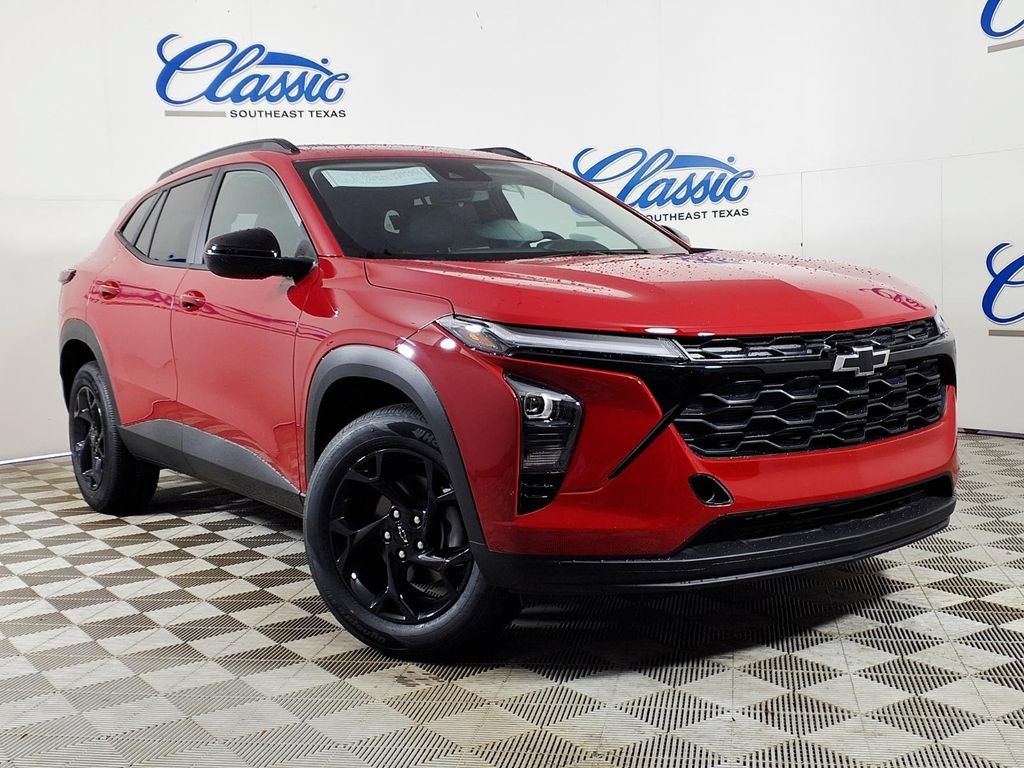 New 2026 Chevrolet Trax LT w/ Sunroof Package