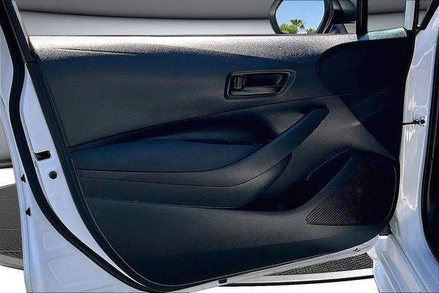 Used 2025 Toyota Corolla LE image 19