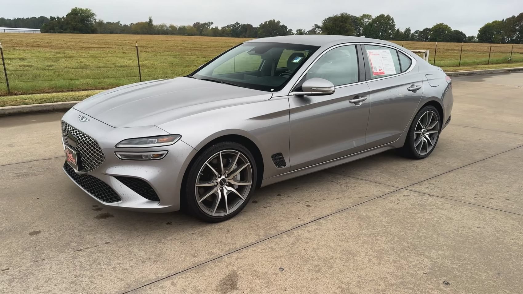 Used 2024 Genesis G70 2.5T RWD image 4