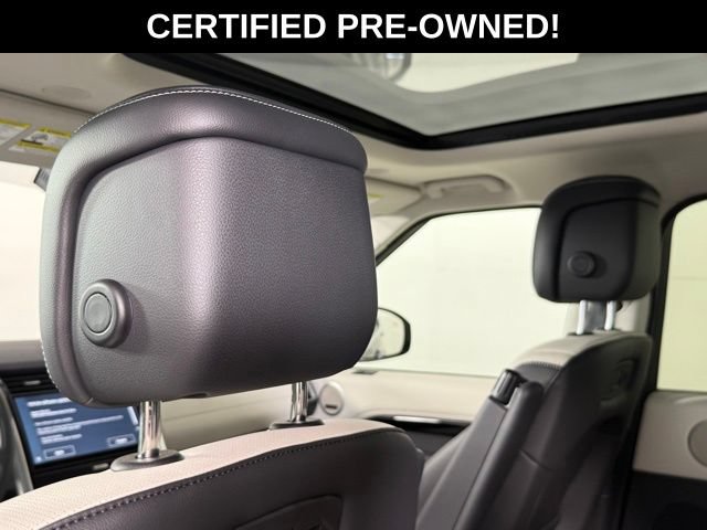 Certified 2025 Land Rover Discovery S AWD/4WD image 24