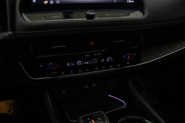 Used 2024 Nissan Rogue Platinum w/ Platinum Premium Package image 36