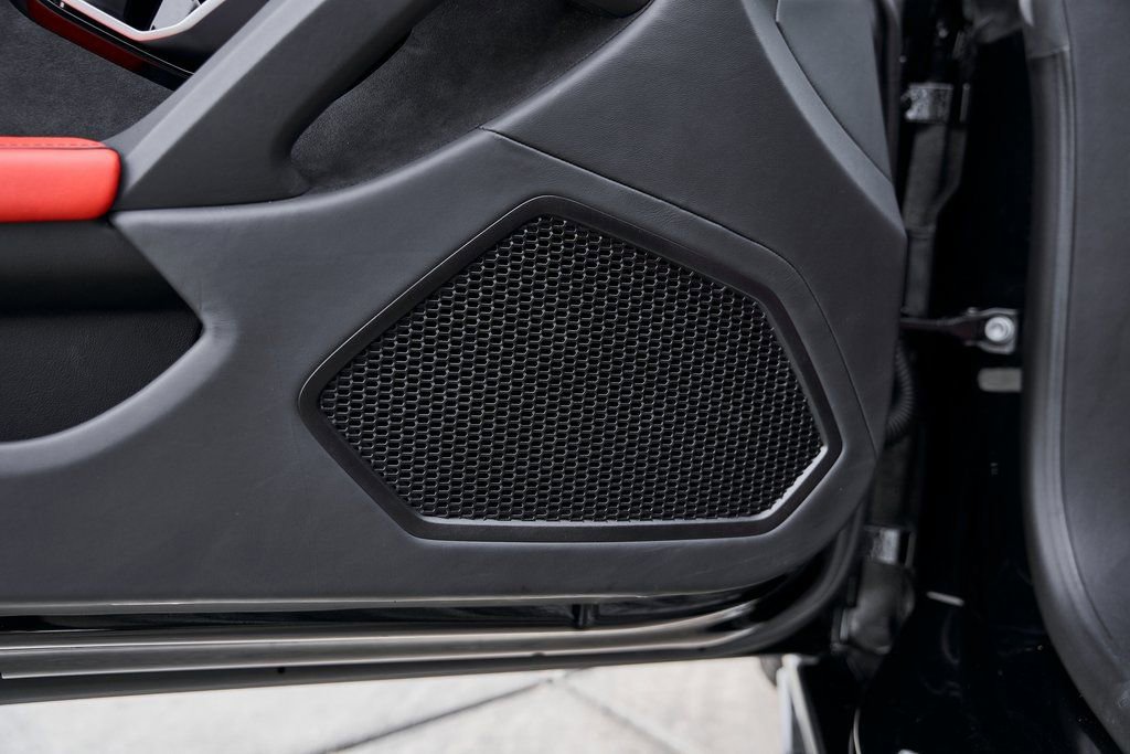 Used 2023 Lamborghini Huracan EVO image 39