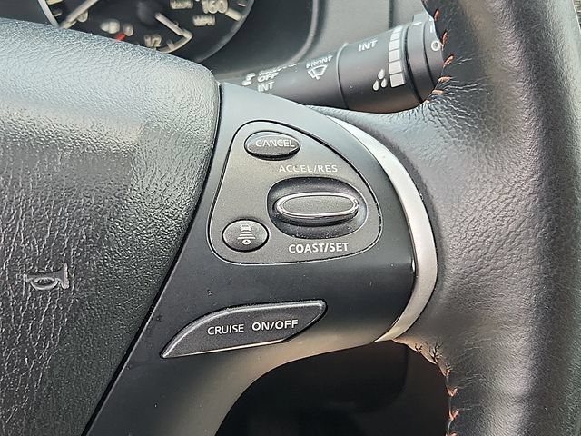 Used 2019 Nissan Pathfinder SL AWD/4WD image 23