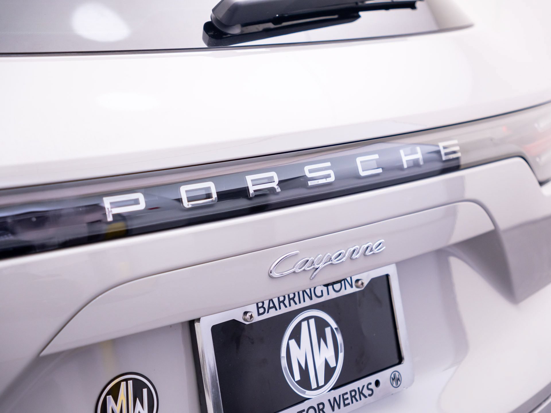 Used 2023 Porsche Cayenne AWD/4WD image 38