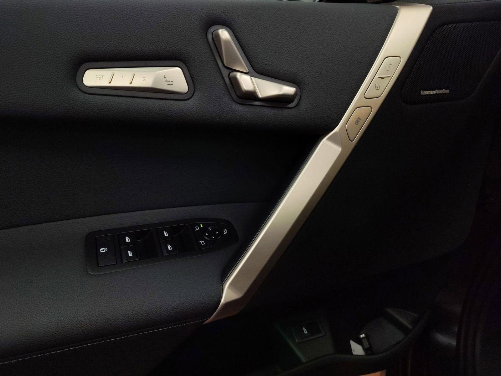 New 2026 BMW iX xDrive45 w/ Premium Package image 12