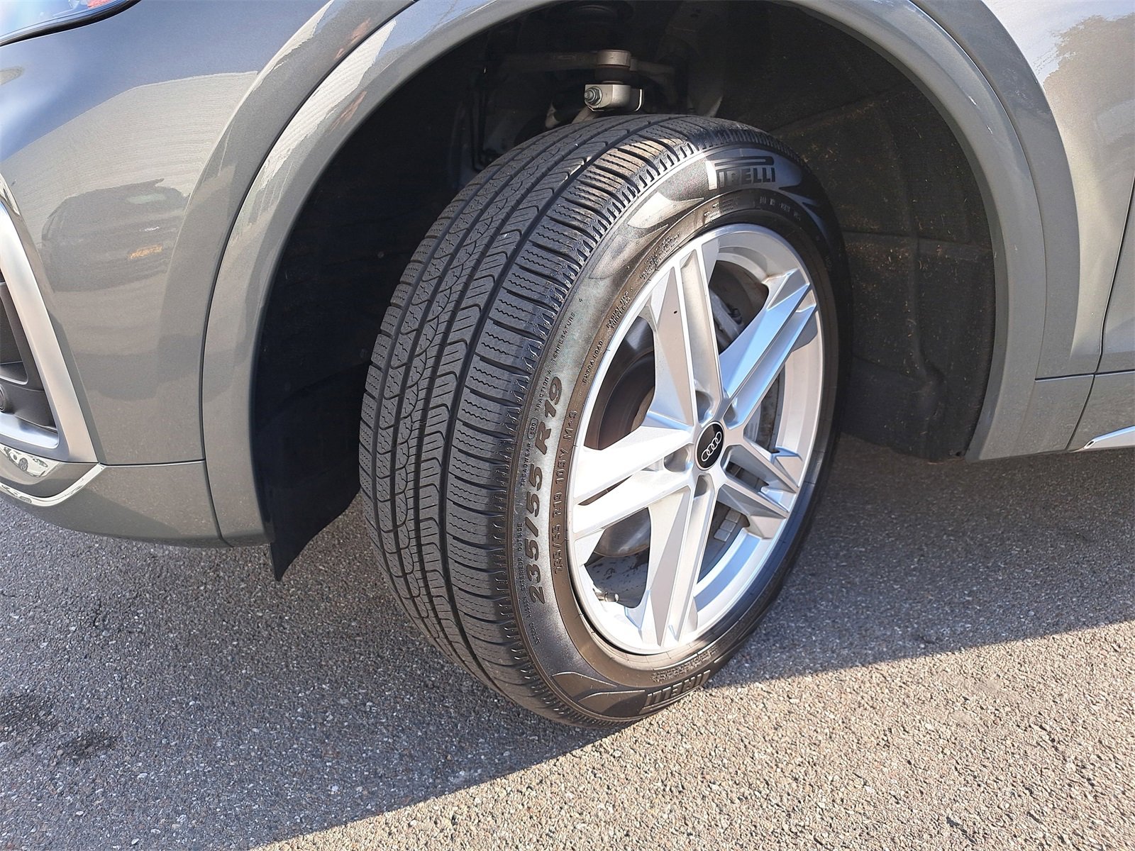 Used 2023 Audi Q5 e Premium w/ Convenience Package image 36