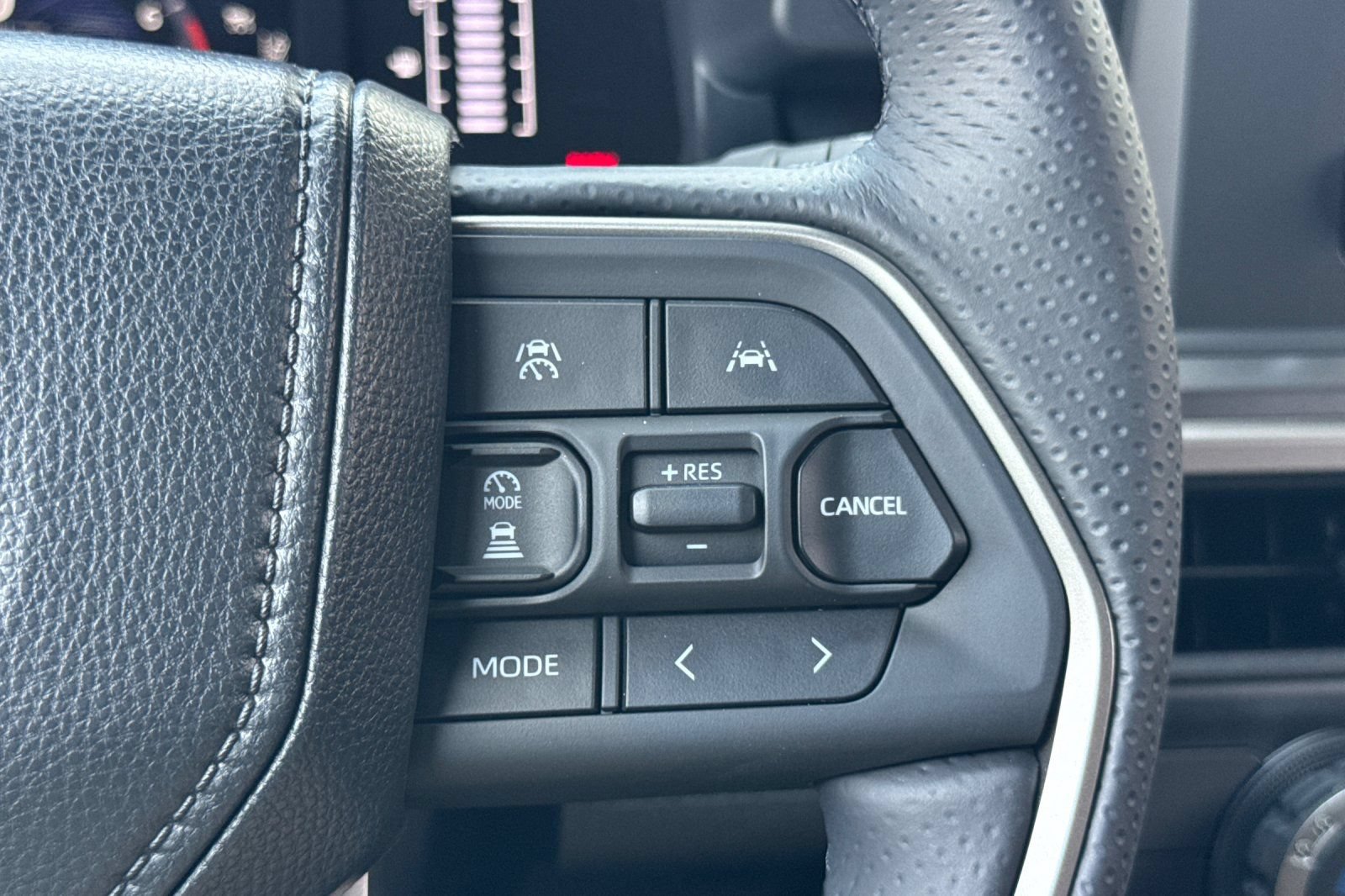 New 2026 Toyota 4Runner SR5 AWD/4WD image 26