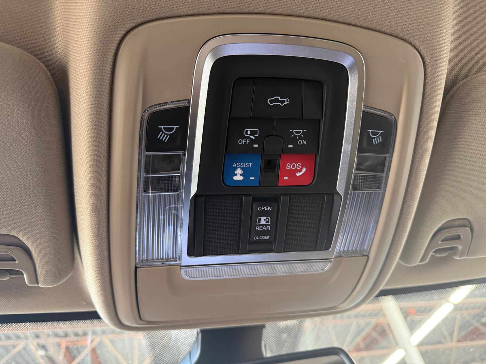 Used 2022 RAM 2500 Laramie AWD/4WD image 24
