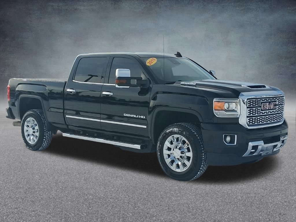 Used 2019 GMC Sierra 2500 Denali w/ Duramax Plus Package image 4