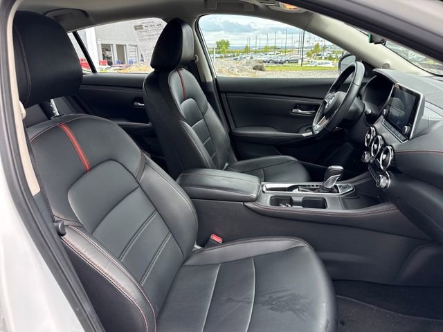 Used 2021 Nissan Sentra SR w/ SR Premium Package FWD image 11