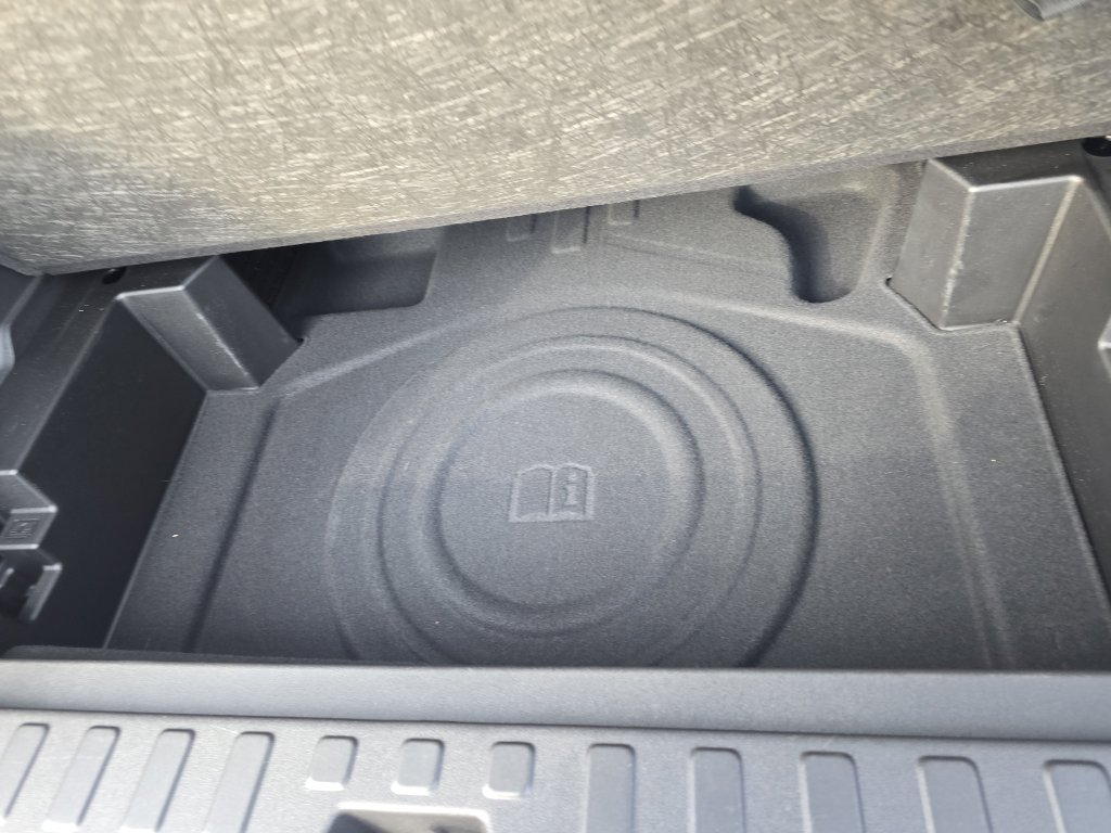 Used 2021 Chevrolet Equinox LT AWD/4WD image 13