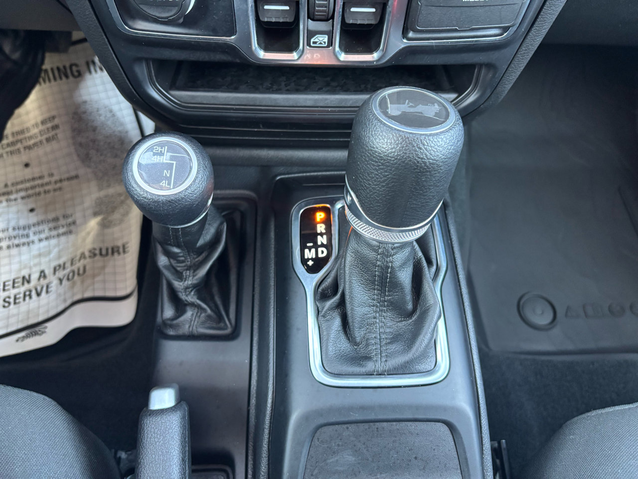 Used 2022 Jeep Wrangler Unlimited Sport image 25