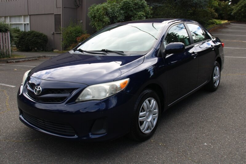 Used 2011 Toyota Corolla LE FWD image 1