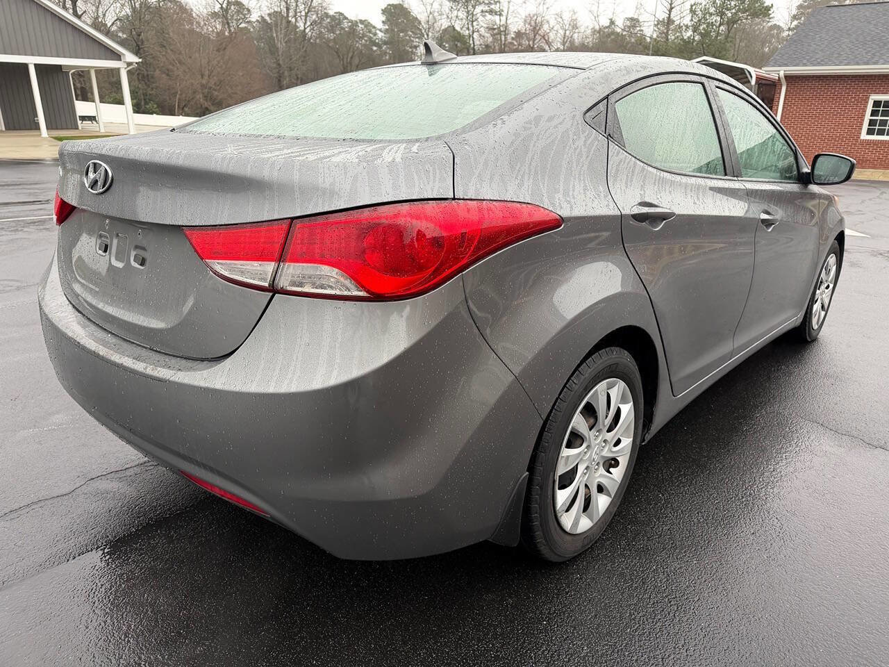 Used 2013 Hyundai Elantra GLS image 6