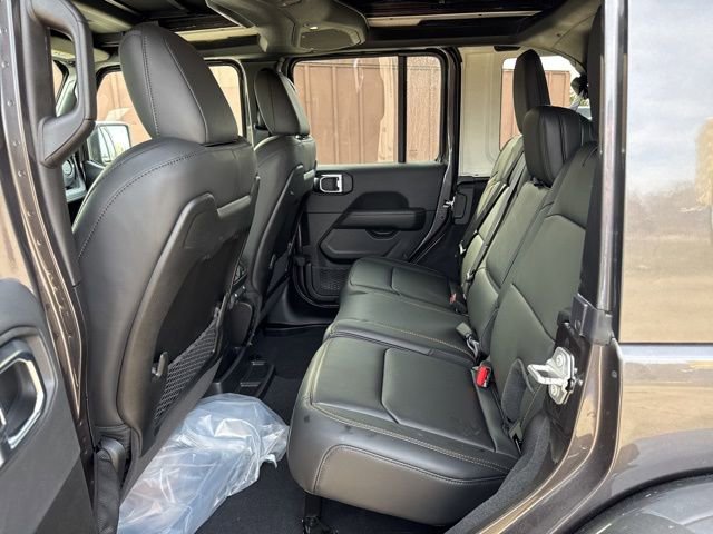 New 2025 Jeep Wrangler Unlimited Rubicon 392 image 16