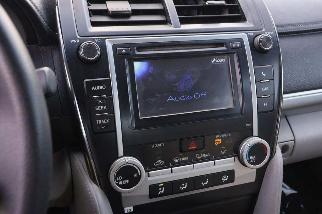 Used 2012 Toyota Camry LE image 14