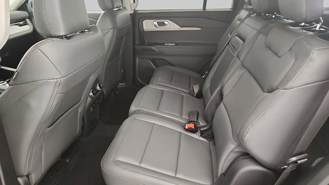 New 2025 Ford Explorer Active w/ Active Comfort Package image 22