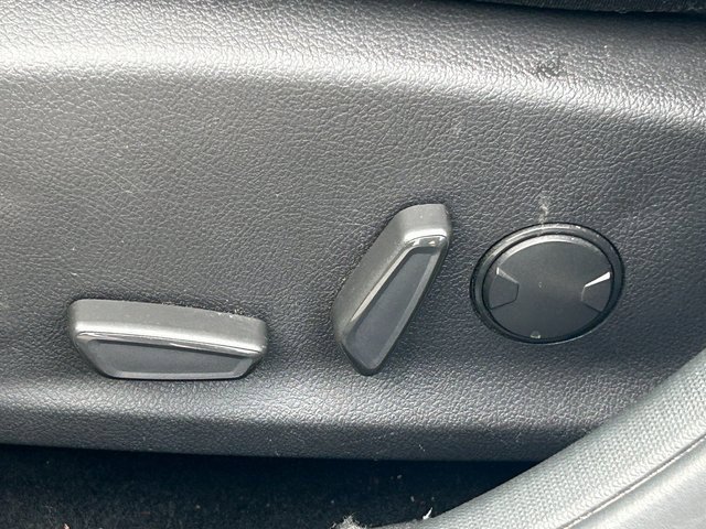 Used 2015 Ford Focus SE w/ Equipment Group 201A image 24