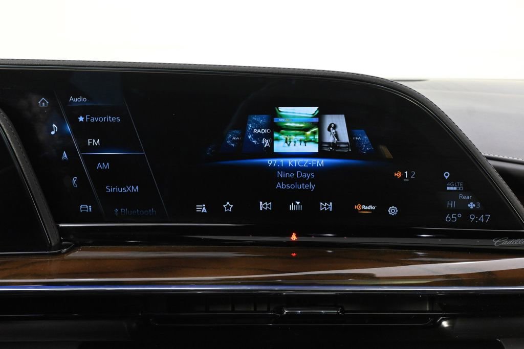 Certified 2024 Cadillac Escalade ESV Sport Platinum w/ LPO, ONYX Package image 29