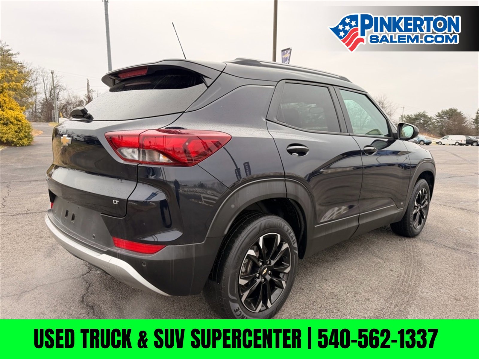 Used 2021 Chevrolet TrailBlazer LT w/ Sun and Liftgate Package image 3