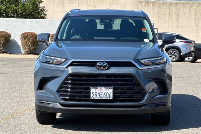 Certified 2024 Toyota Grand Highlander AWD image 10