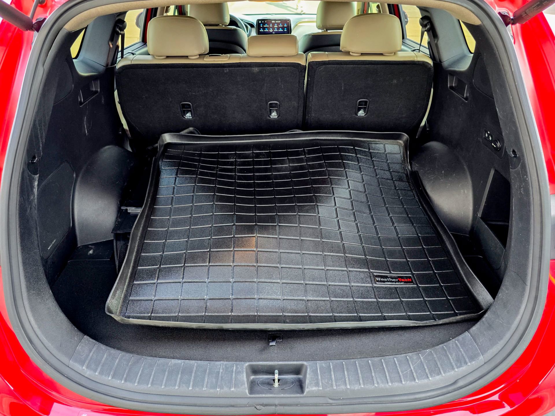 Used 2023 Hyundai Santa Fe Limited w/ Cargo Package FWD image 36