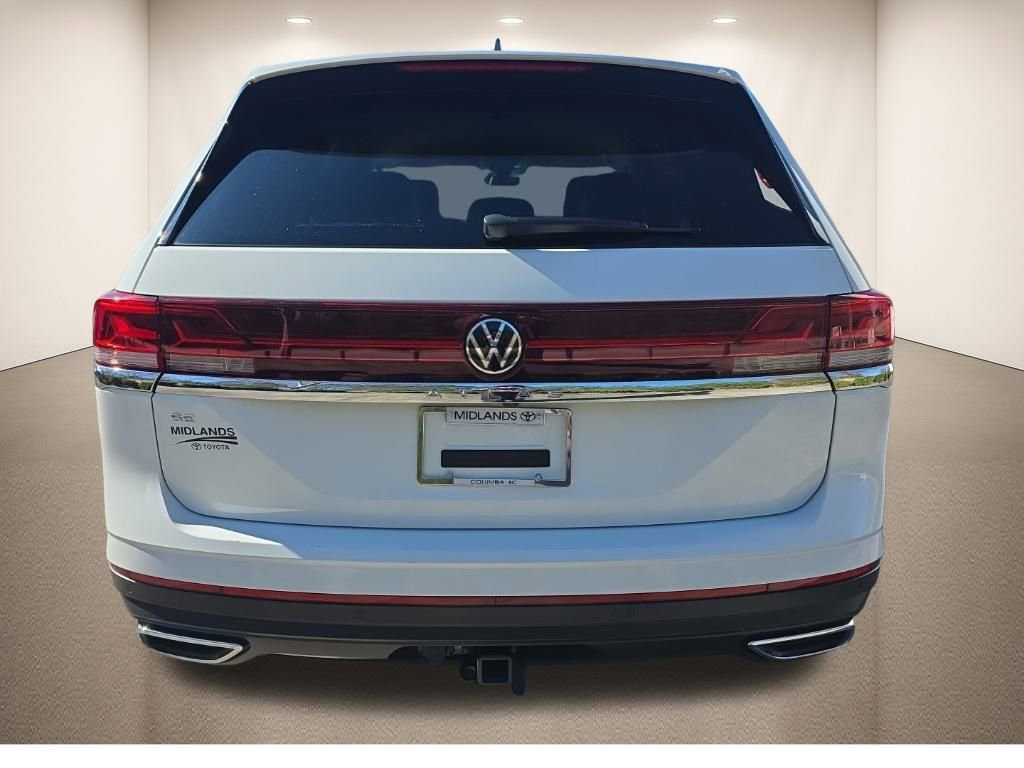 Used 2025 Volkswagen Atlas SE image 6