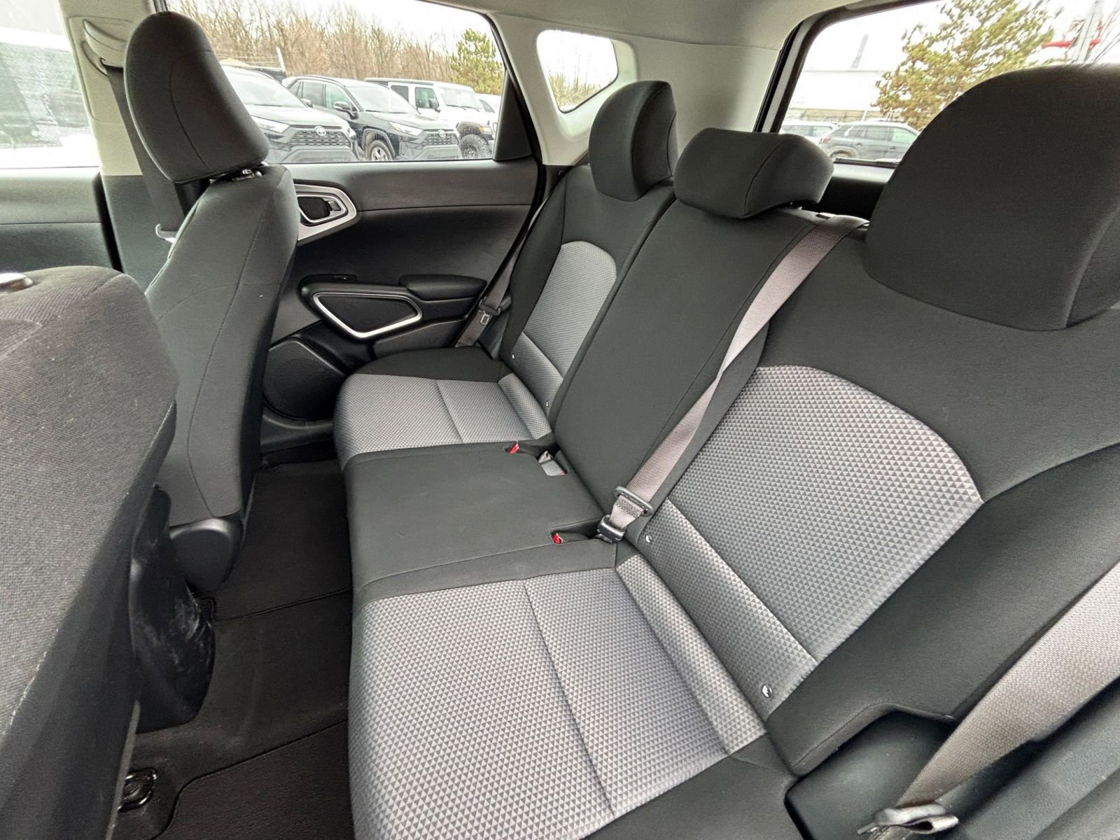 Used 2025 Kia Soul LX w/ LX Technology Package image 23