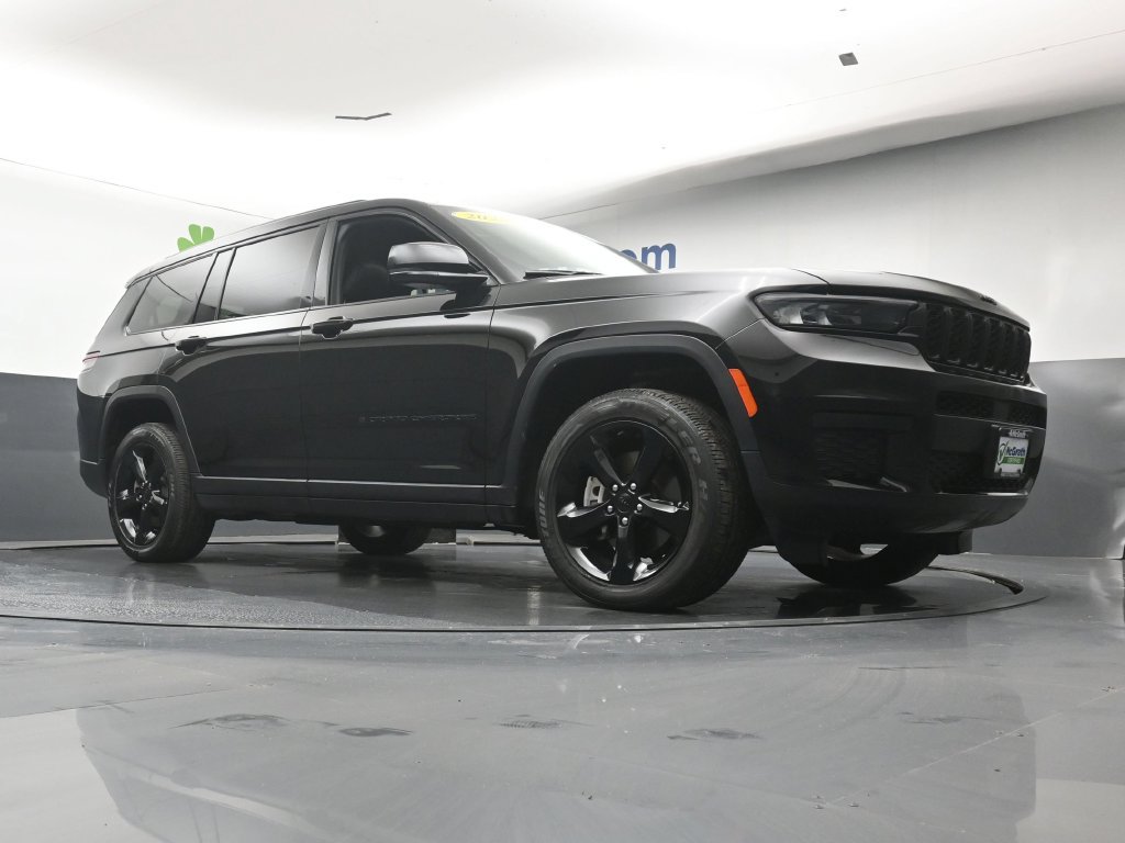 Used 2024 Jeep Grand Cherokee L Altitude AWD/4WD image 29