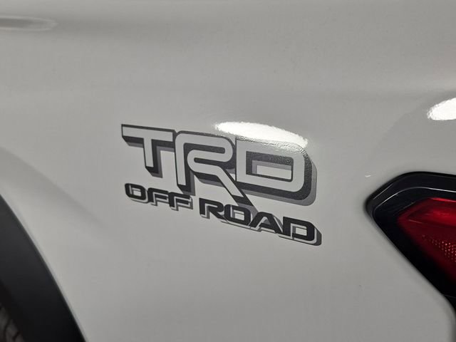 Used 2024 Toyota Tacoma TRD Off-Road AWD/4WD image 34