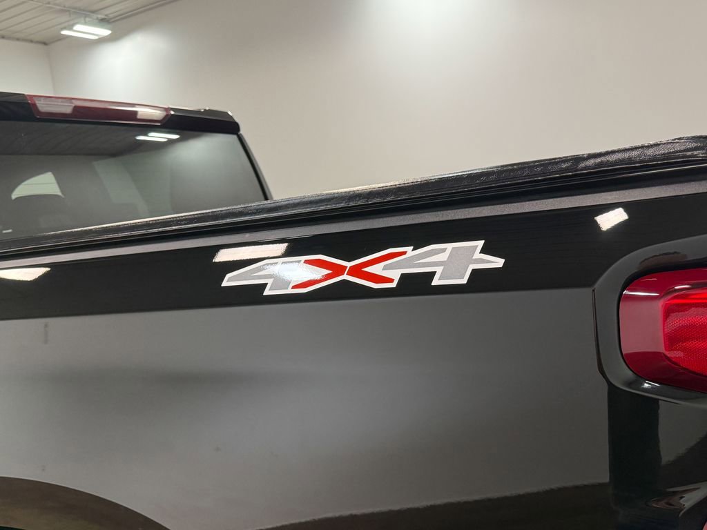 Used 2023 Chevrolet Silverado 1500 LT image 54