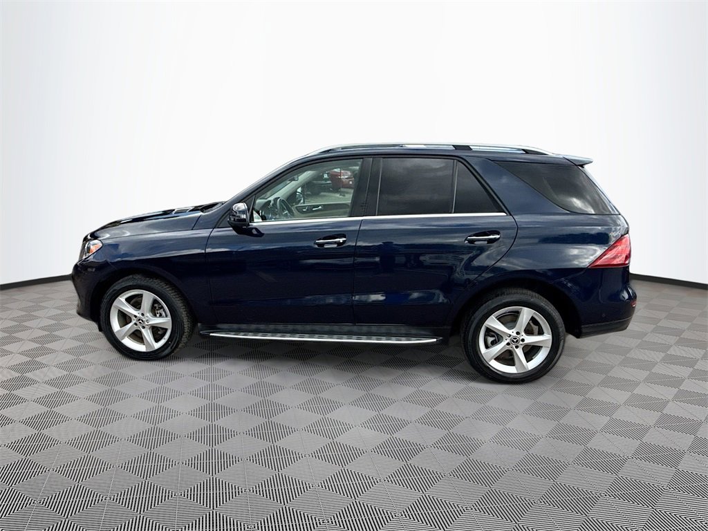 Used 2019 Mercedes-Benz GLE 400 4MATIC w/ Premium 1 Package image 9