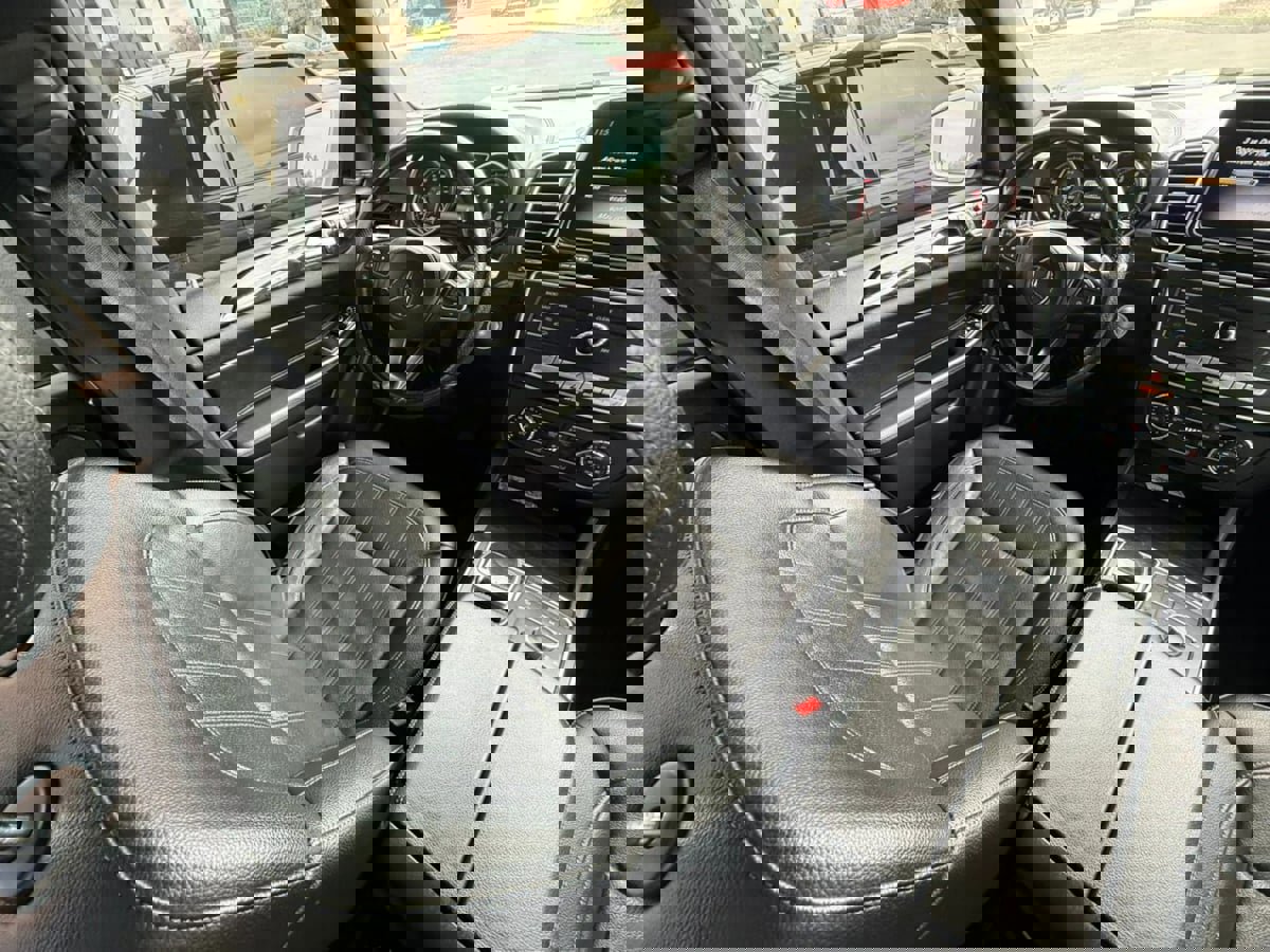 Used 2019 Mercedes-Benz GLS 450 4MATIC image 30