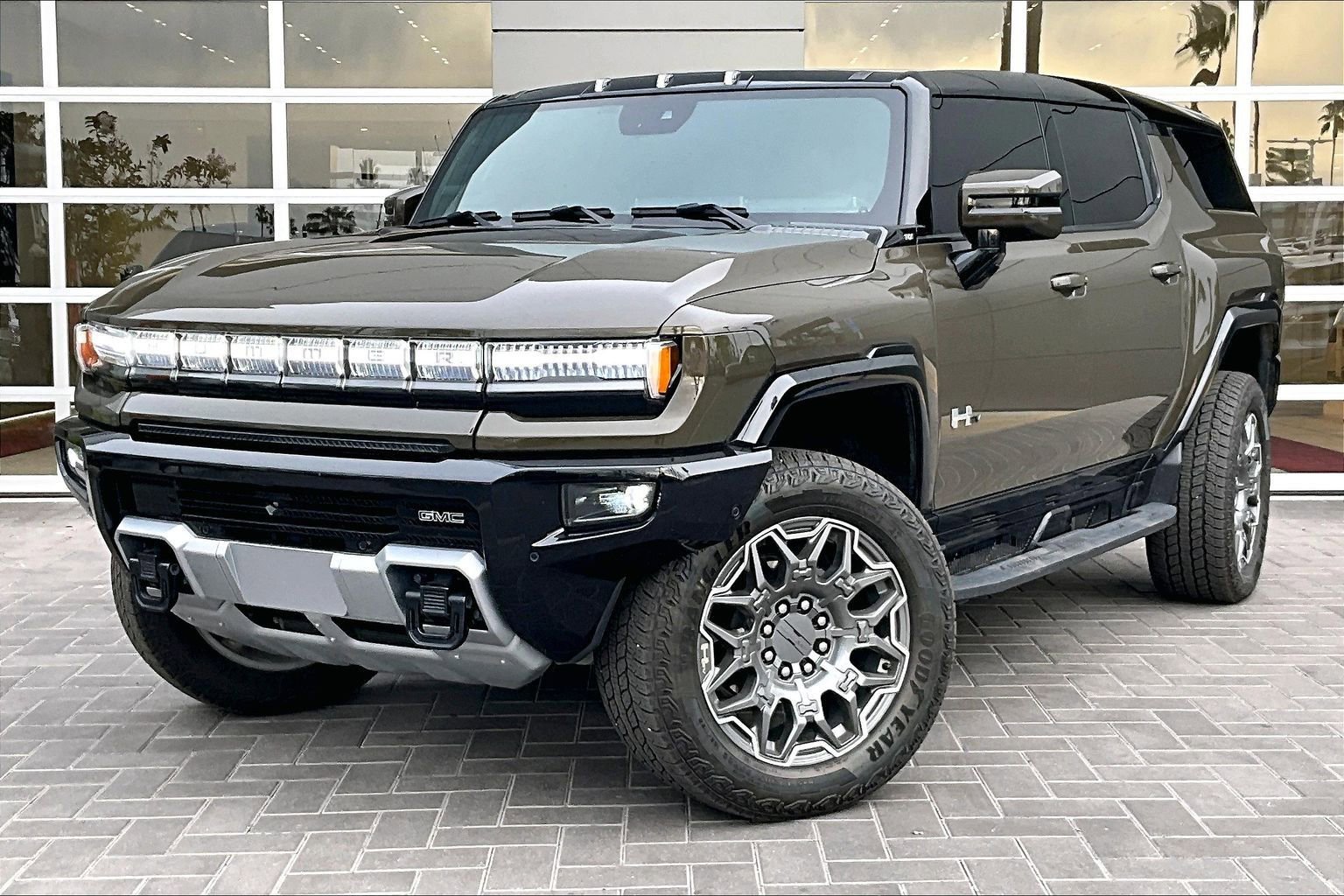 Used 2025 GMC Hummer EV 3X image 1