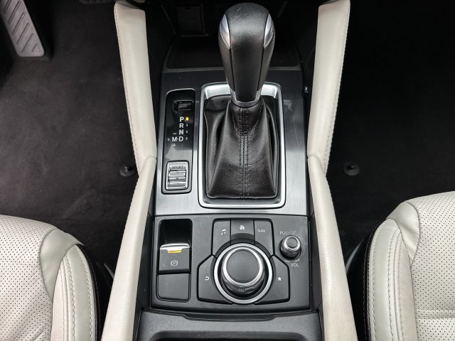 Used 2016 MAZDA MAZDA6 Grand Touring w/ GT Technology Package FWD image 19