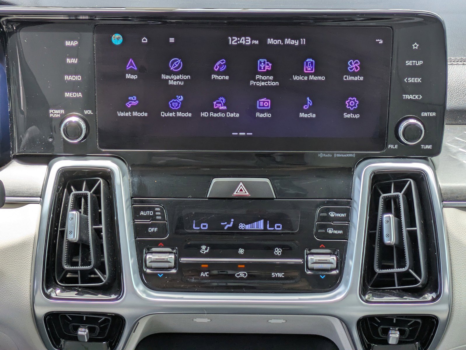 Certified 2023 Kia Sorento SX FWD image 16