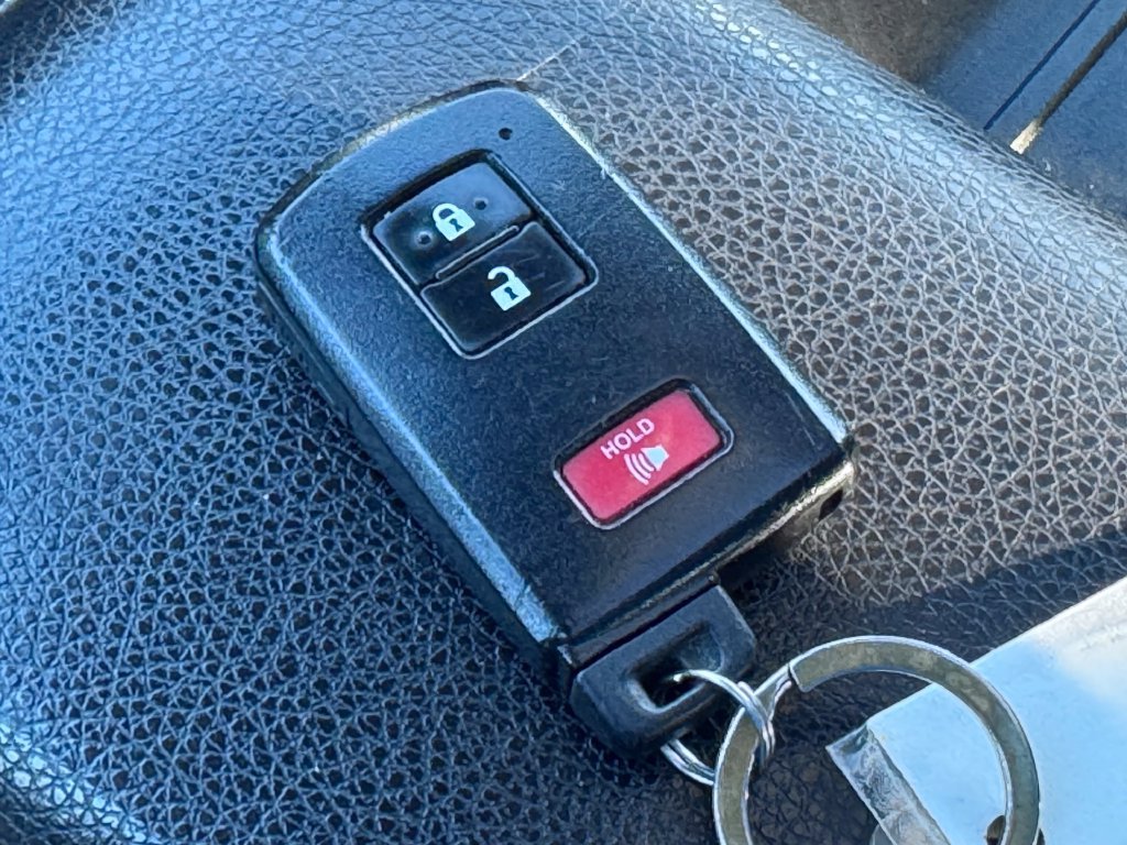 Used 2020 Toyota Tundra TRD Pro AWD/4WD image 32